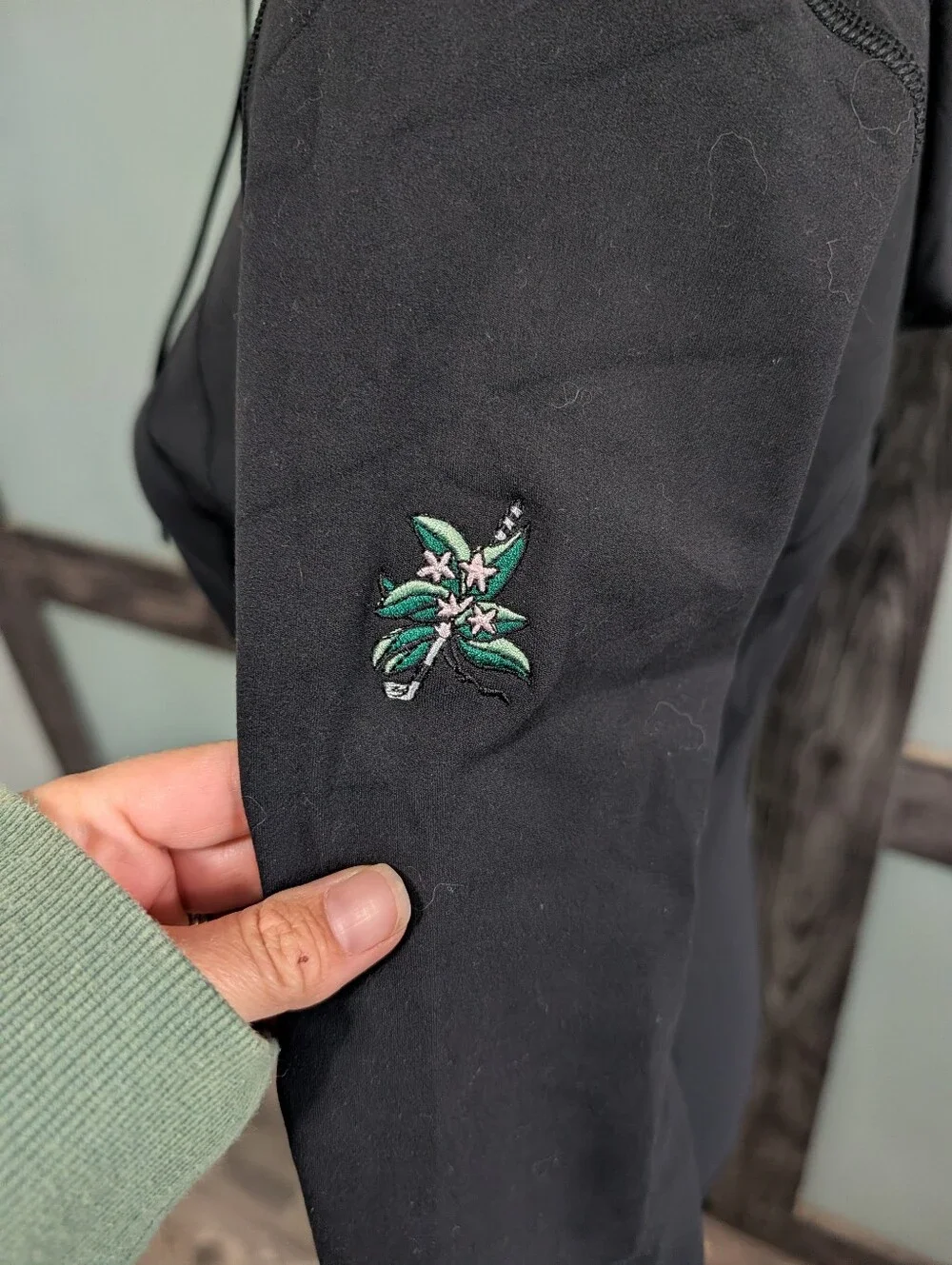 Lululemon Hooded Define Jacket *Nulu  Embroidery Sleeve